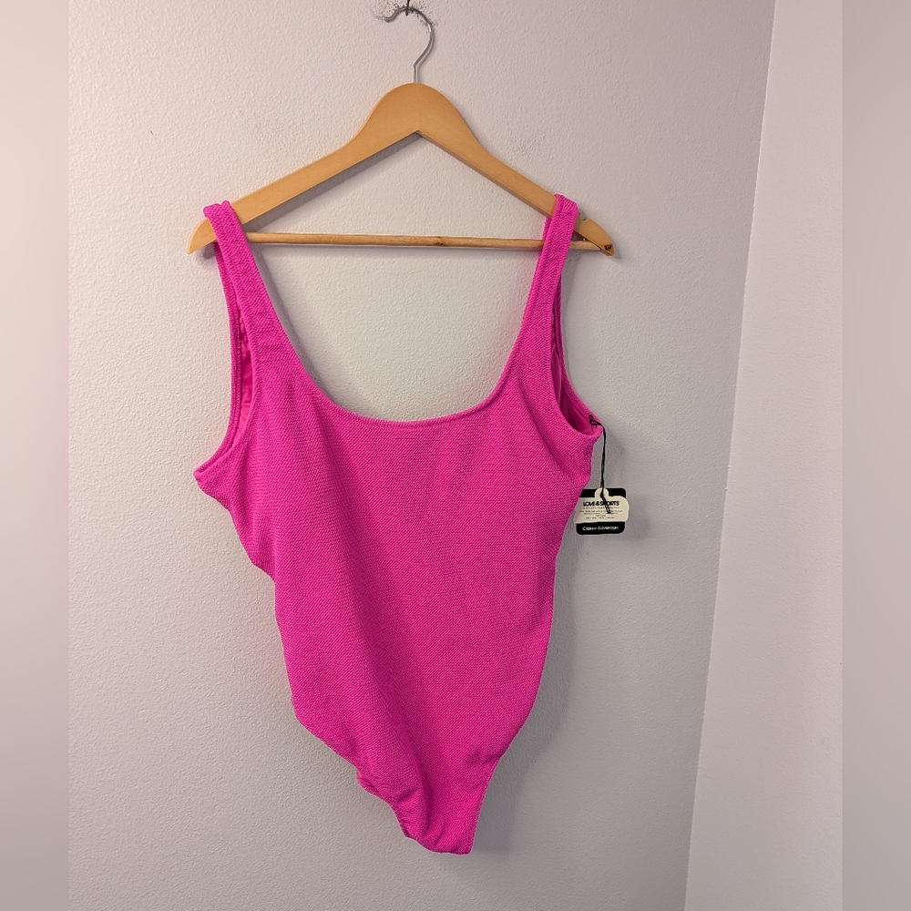 NWT Love & Sports‎ Vibrant Pink One Piece Swimsuit - Size XXL (20)